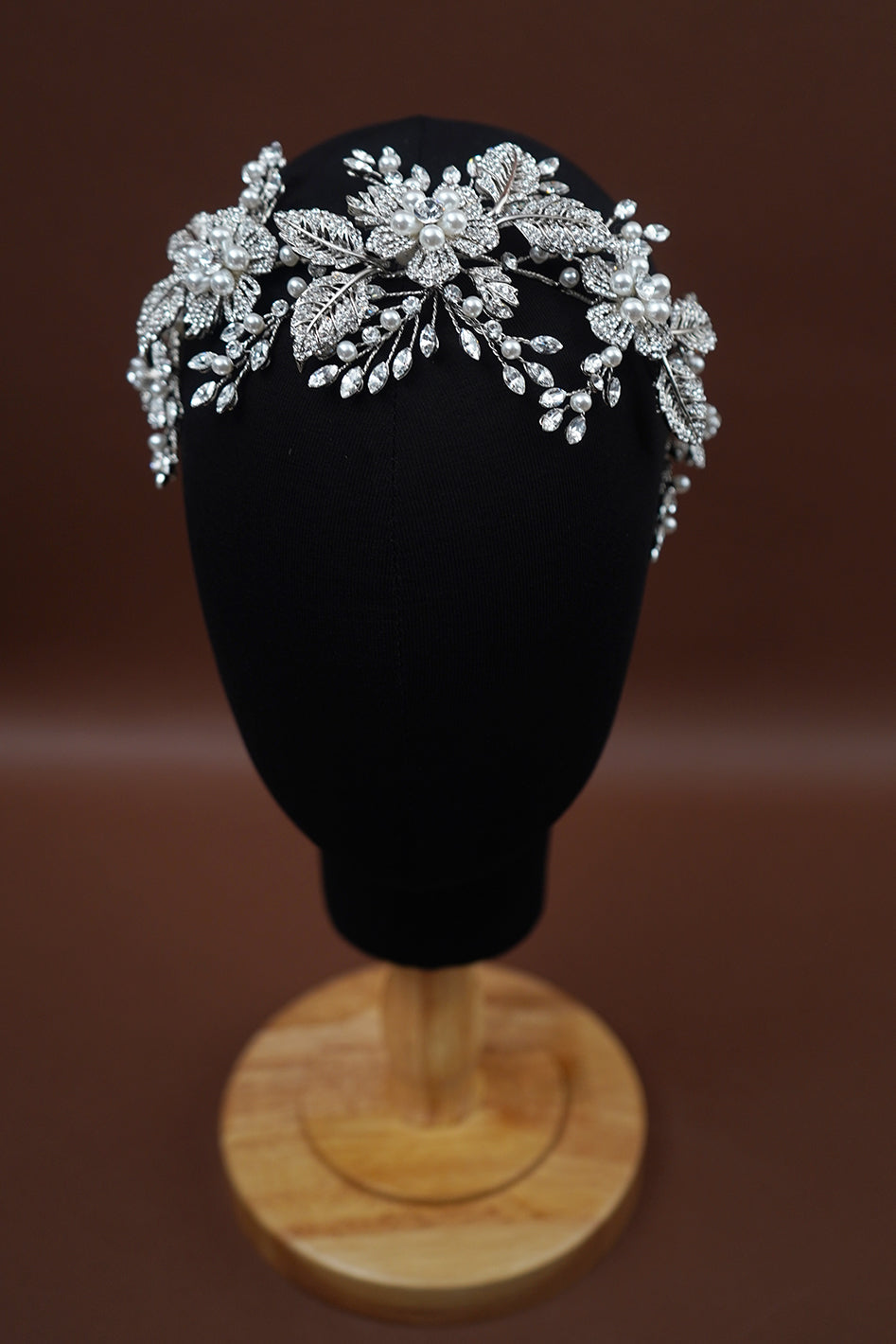 LEINA-PEARLS Luxurious Swarovski Headpiece