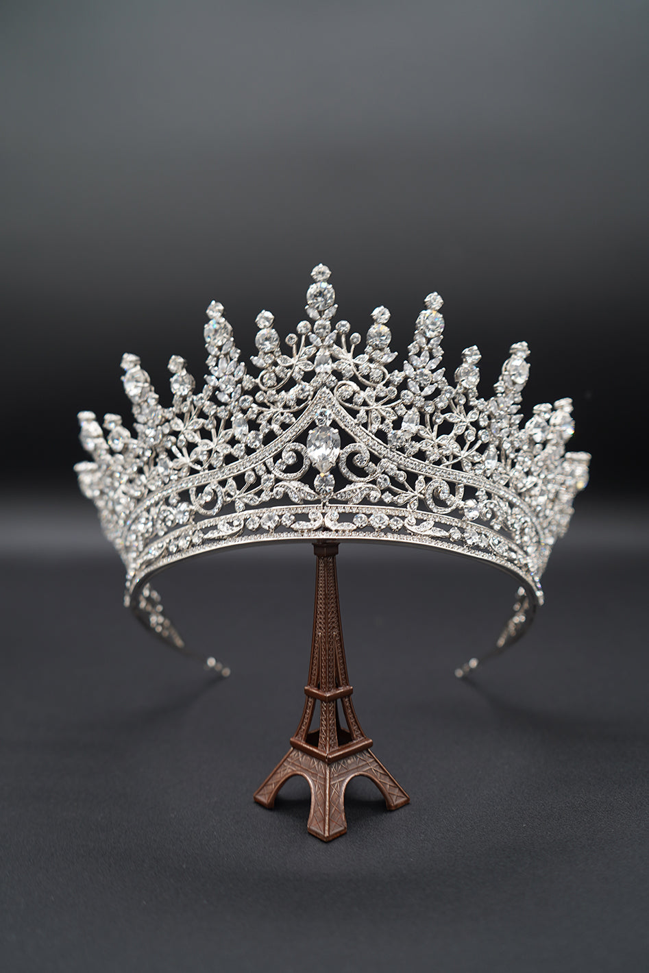 giovanna crown silver front profile