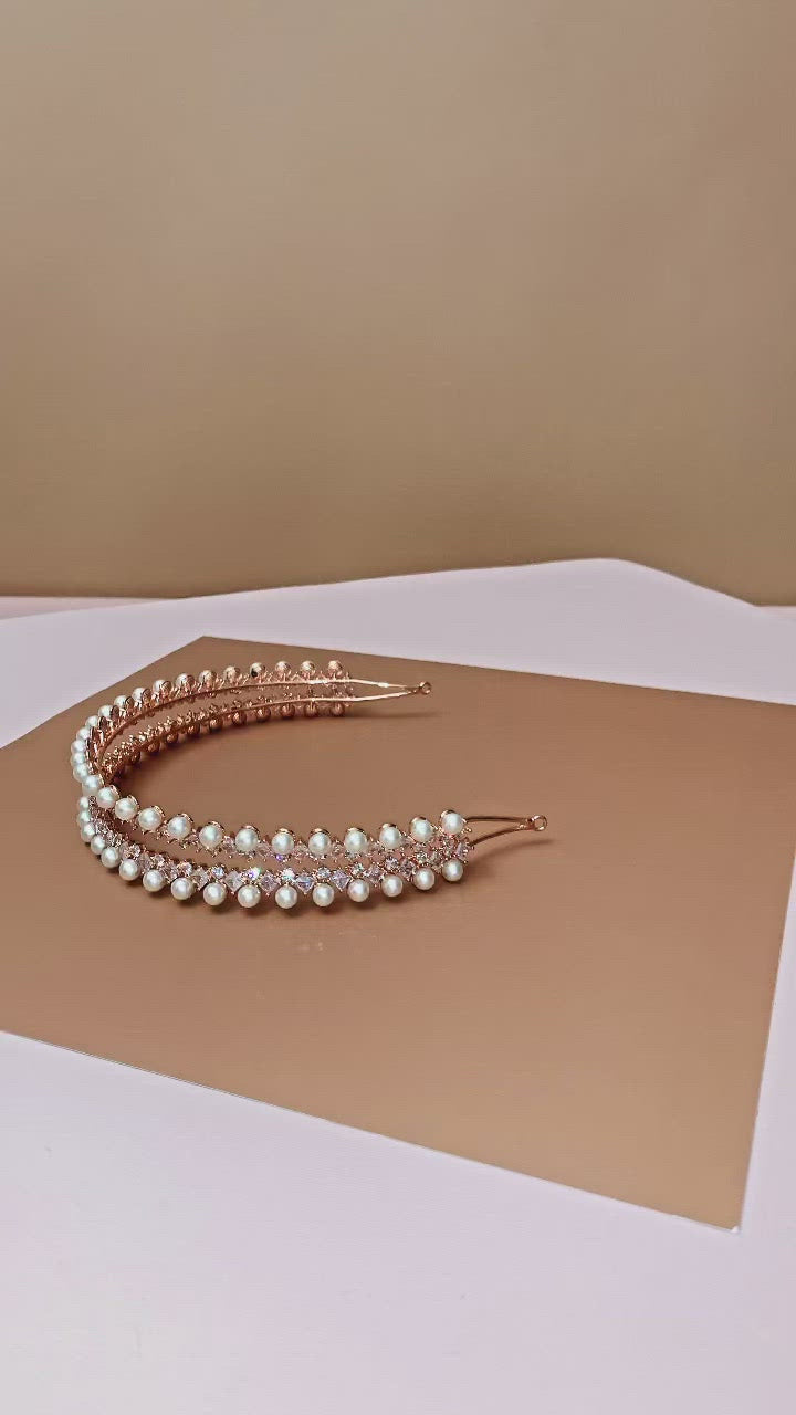 DARA Simulated Diamond & Pearls Headband