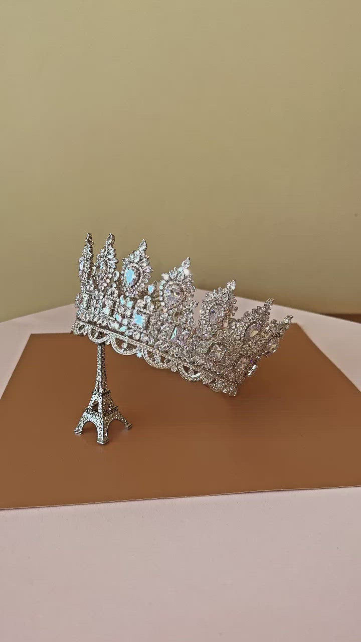 MAJESTIC ROYAL Bridal Full Crown with Brilliant SWAROVSKI Crystals
