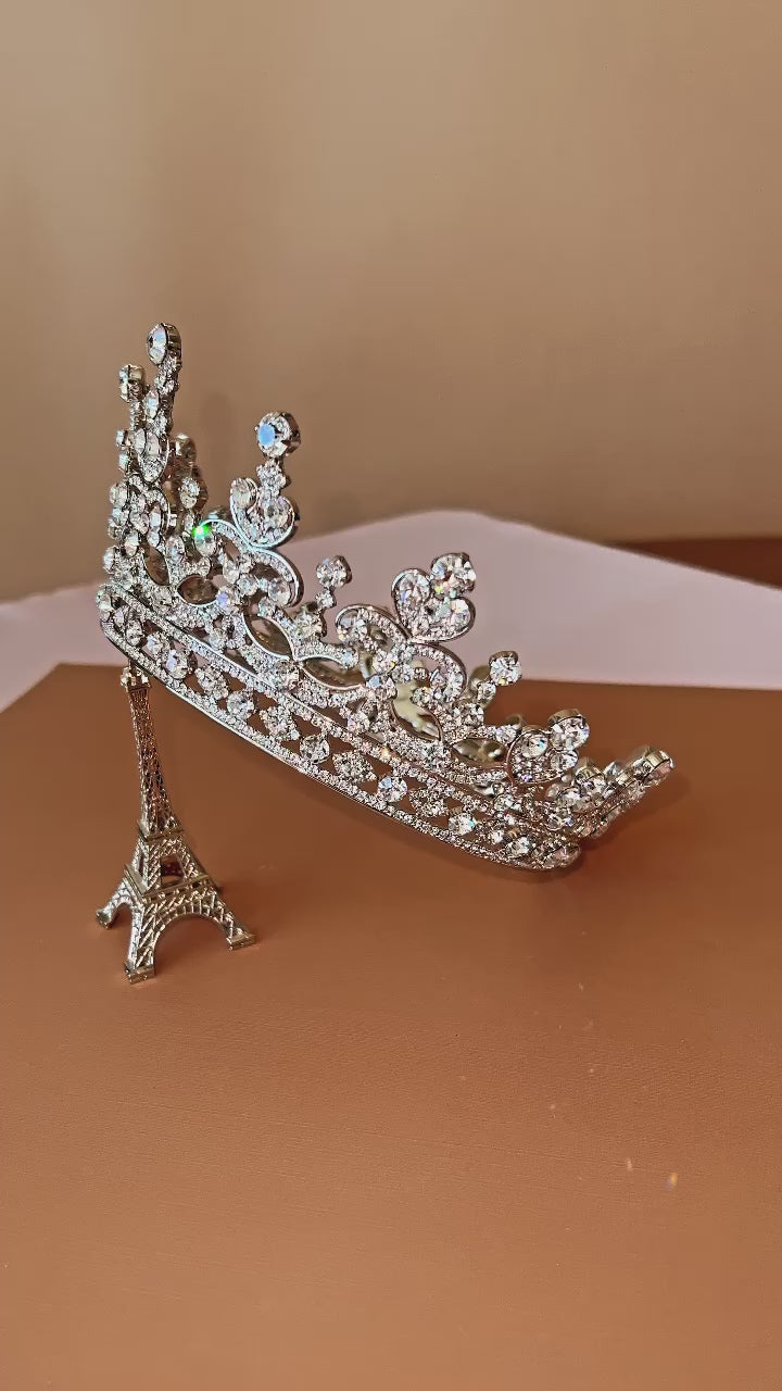 GWYNETH Swarovski Princess Full Crown