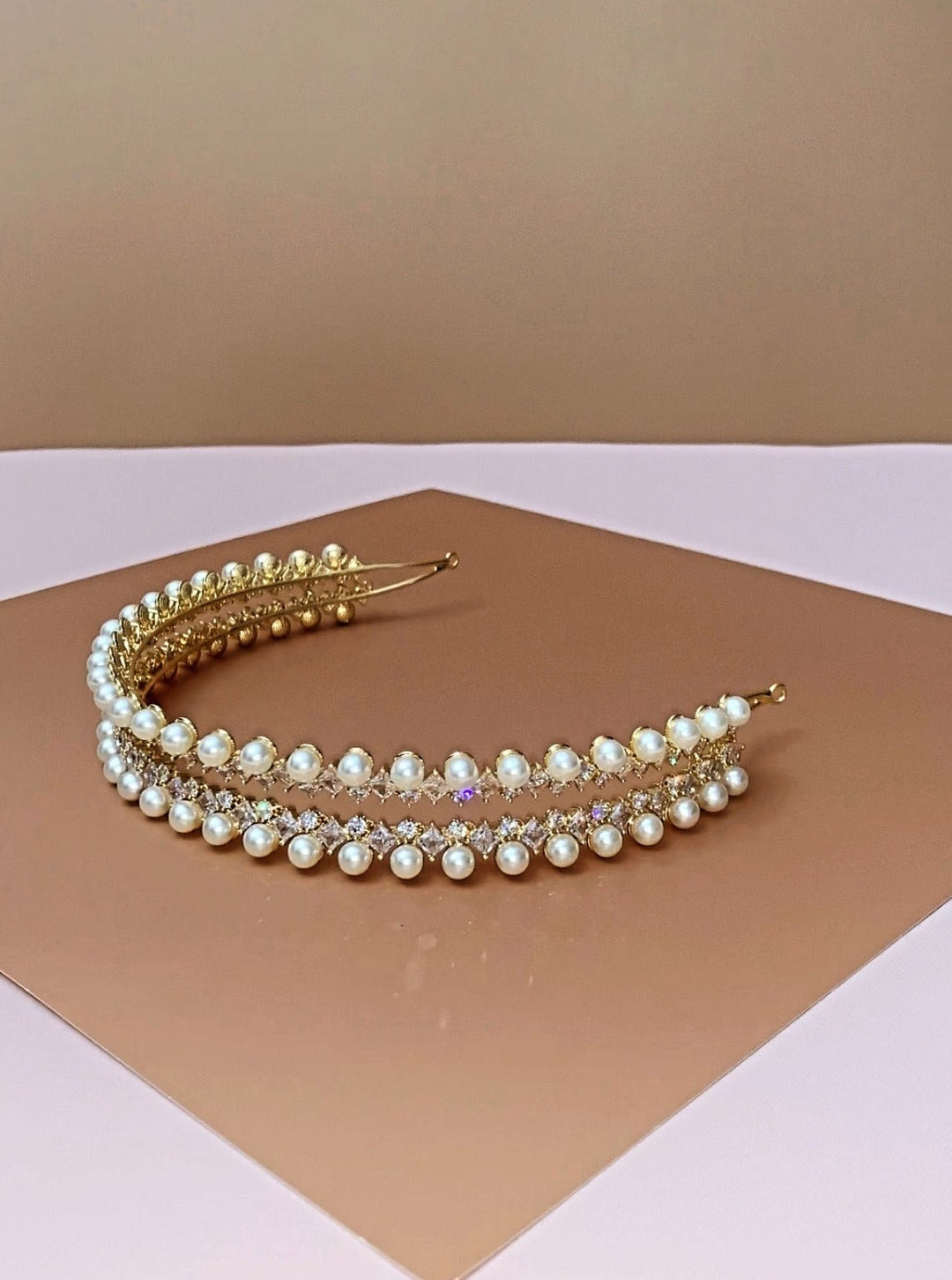 DARA Simulated Diamond & Pearls Headband