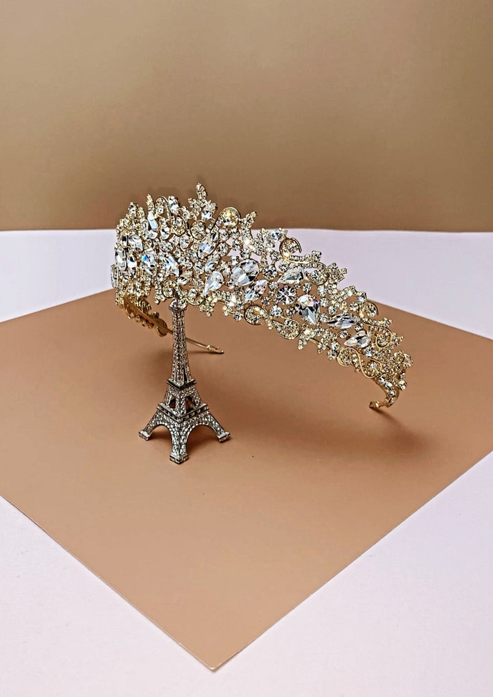 Ellee Real Bride Adorned in ISABELLA Swarovski Tiara