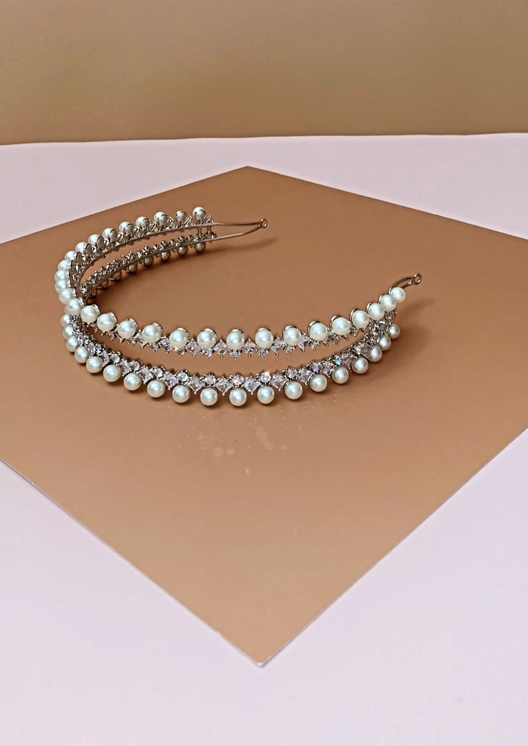 DARA Simulated Diamond & Pearls Headband