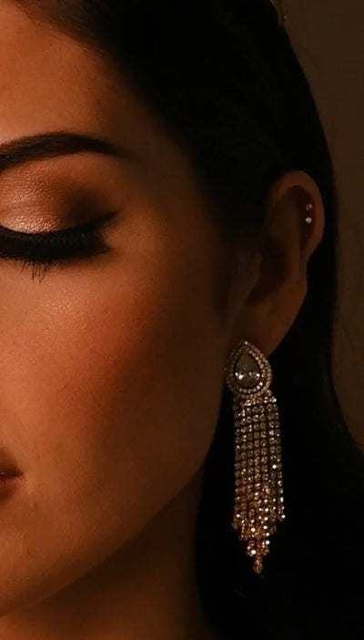The Power of Statement Earrings to Elevate Your Bridal Style