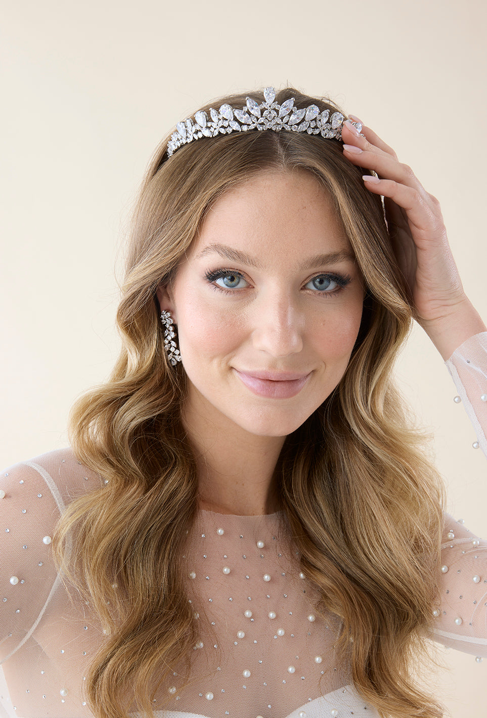 AVERY Simulated Diamond Tiara