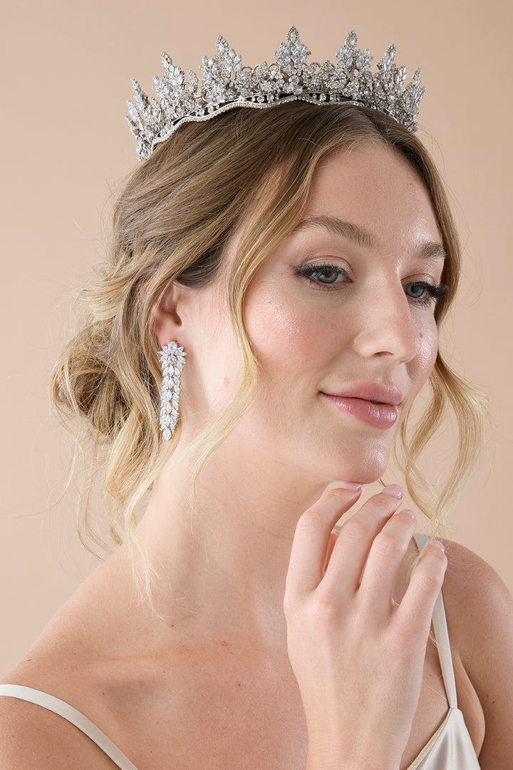 AMAL Crystal 3-D Full Crown