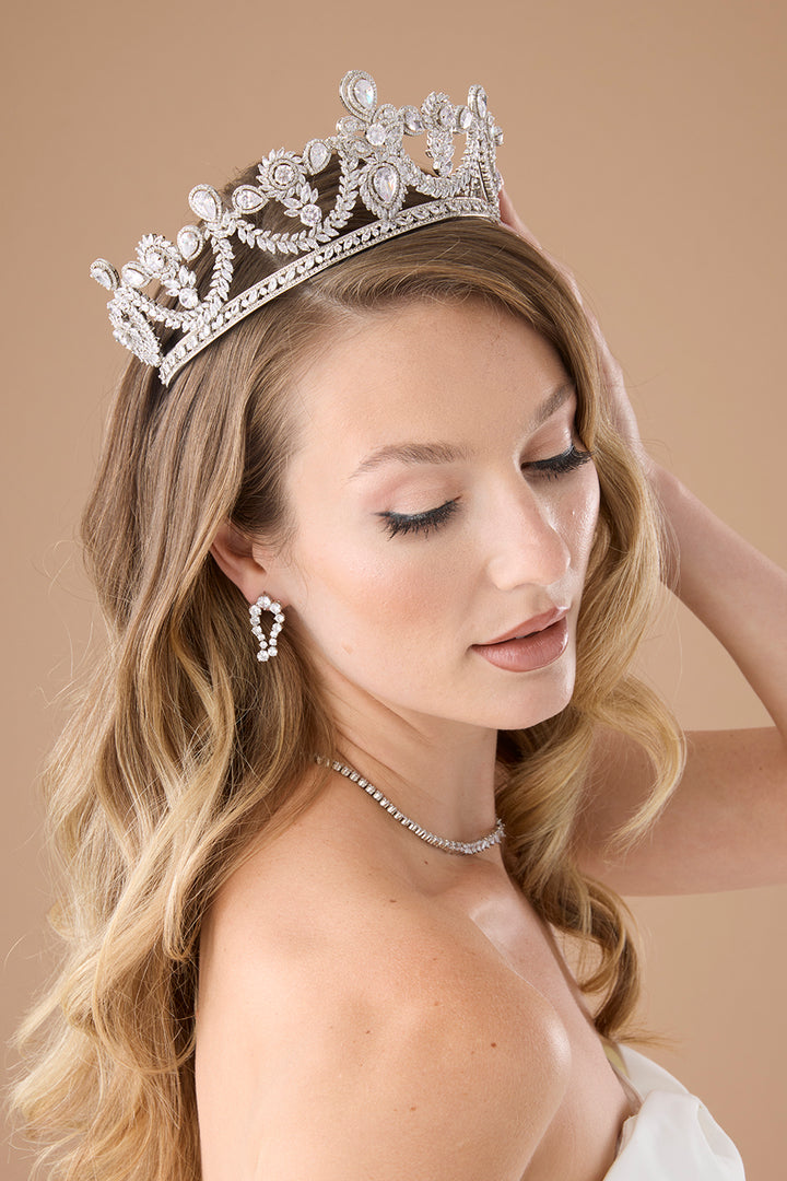 ROYAL ZORAIDA Simulated Diamond Crown