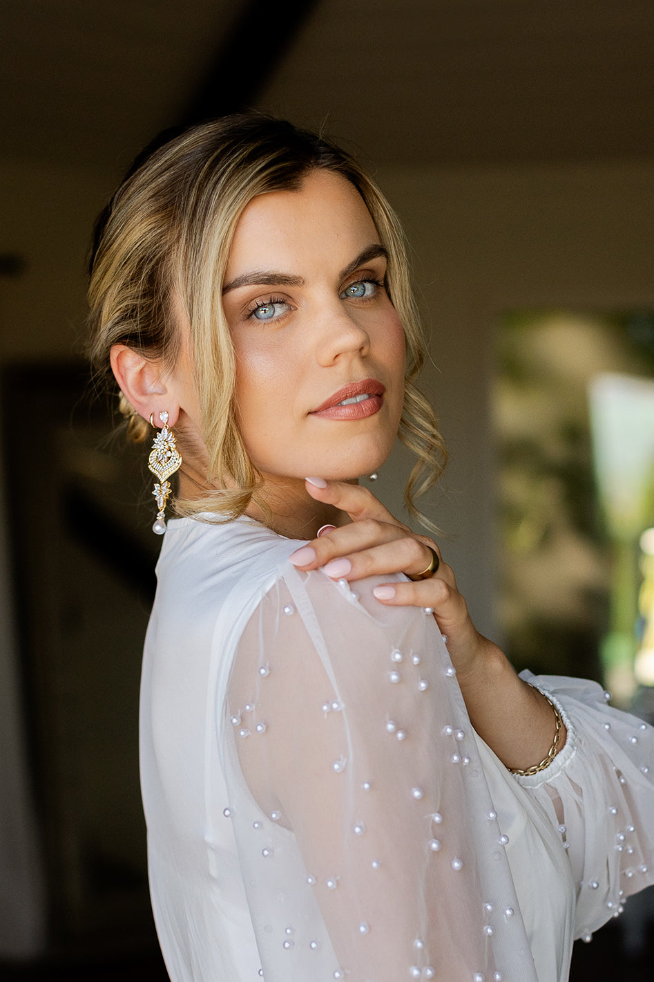 Buy Adelina Swarovski and Pearl Drop Earrings | Ellee Couture Boutique Silver Tone Buy Adelina Swarovski and Pearl Drop Earrings | Ellee Couture Boutique Silver Tone