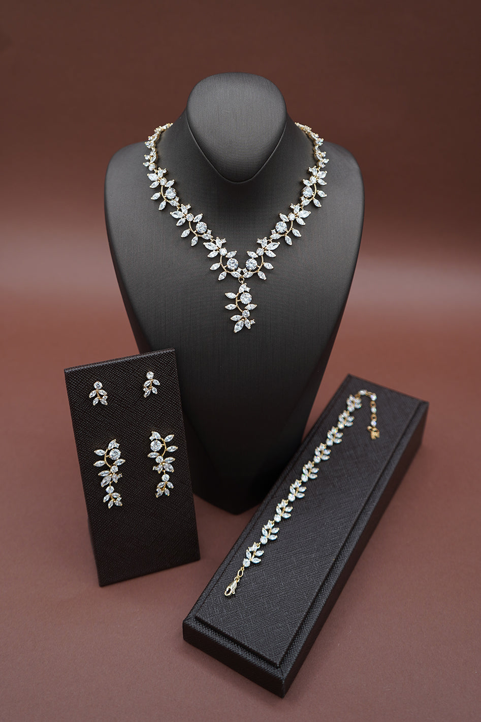 ANGEL LUXE Simulated Diamond Jewelry Set