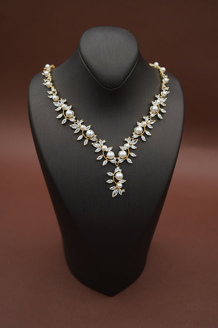 ANGEL LUXE Simulated Diamond and Pearl Necklace - Sample Sale
