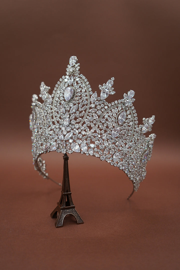 Ellee Real Bride Adorned with BILQUIS MAJESTIC Swarovski Wedding Crown