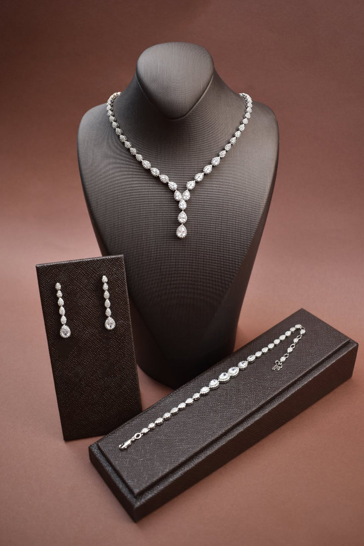 DREAM Simulated Diamond Jewelry Set - Sample Sale