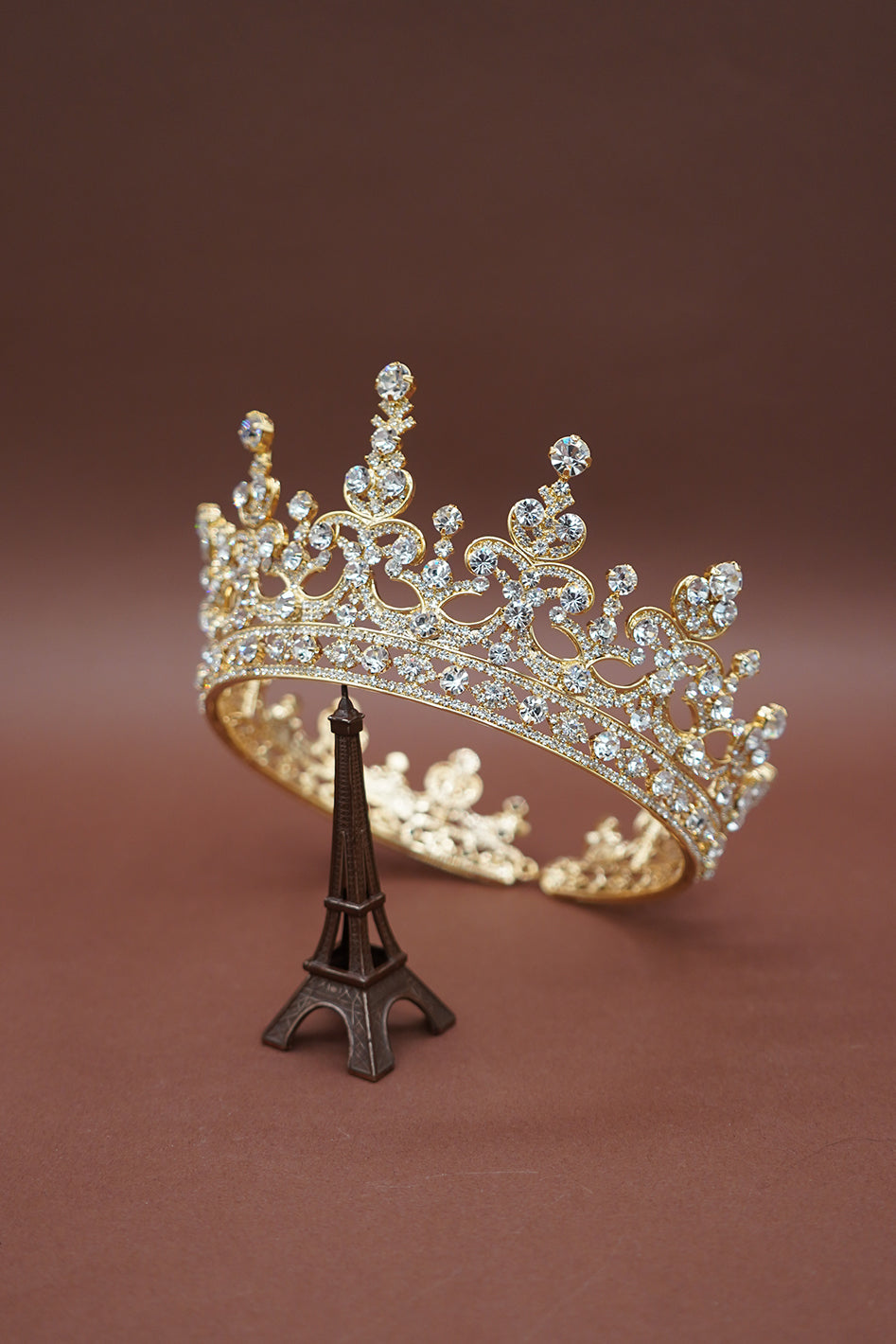 Ellee Real Bride Adorned with GWYNETH Swarovski Full Crown