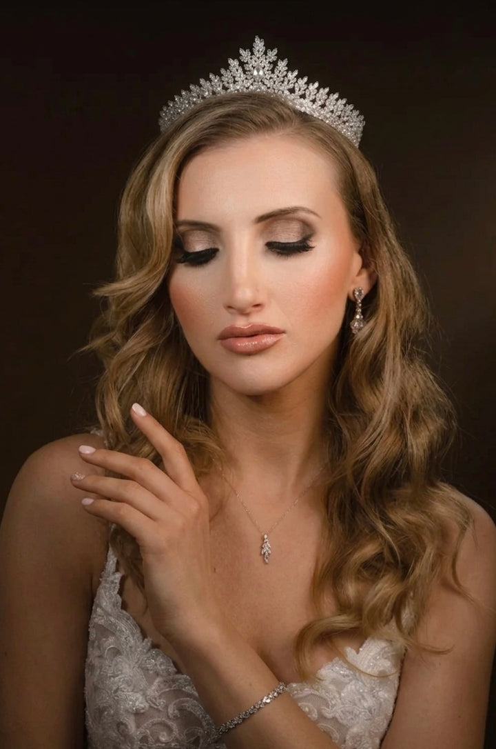 LILIANA Simulated Diamond Tiara