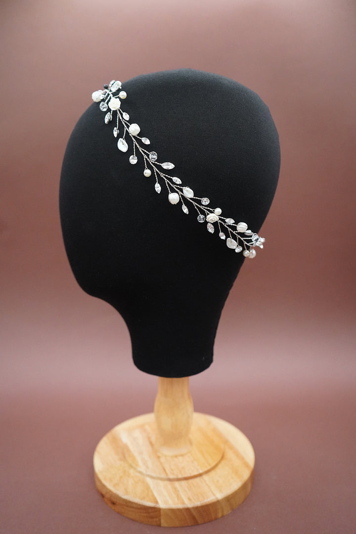 IVORY Swarovski & Pearl Hair Vine