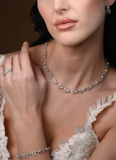 LEEN Swarovski and Pearl Jewelry Set with Necklace, Bracelet, Drop Earrings, and adjustable Ring