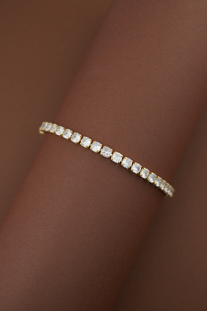 MOMENT Simulated Diamond Bracelet - Sample Sale