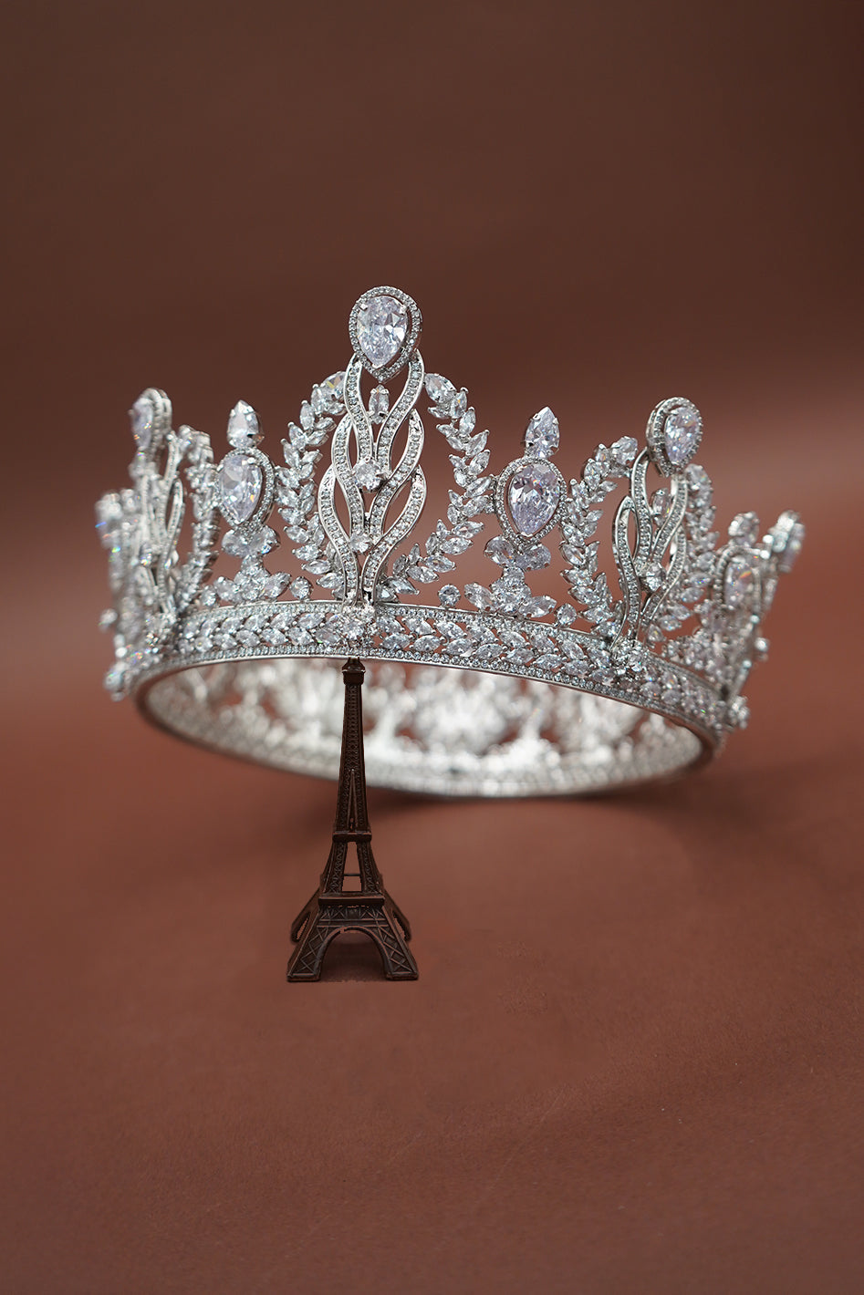 ROYALE Simulated Diamond Full Crown - SAMPLE SALE