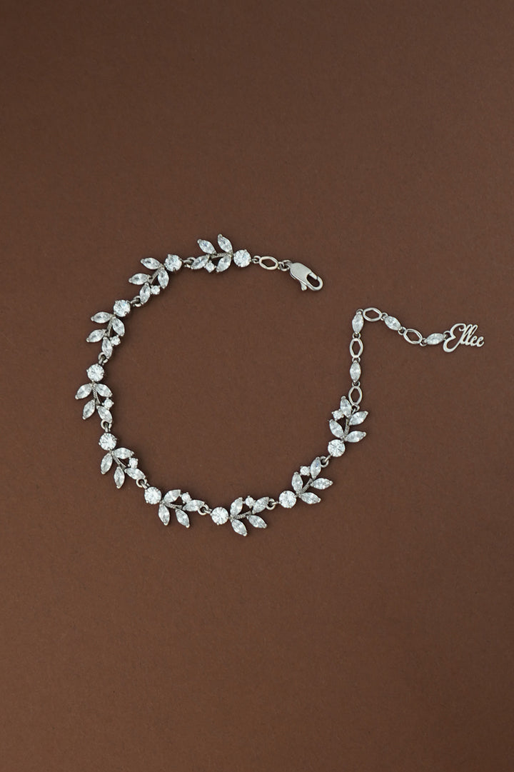 LEEN Simulated Diamond Jewelry Set