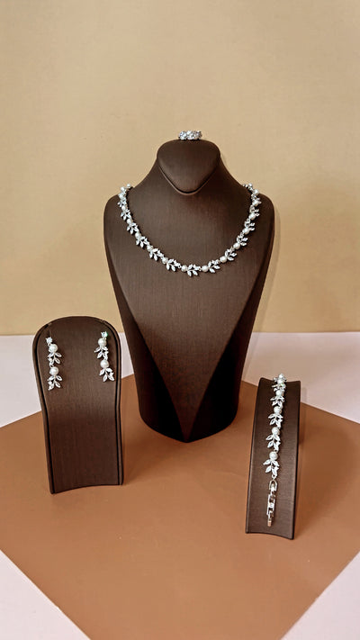 LEEN Swarovski and Pearl Jewelry Set with Necklace, Bracelet, Drop Earrings, and adjustable Ring