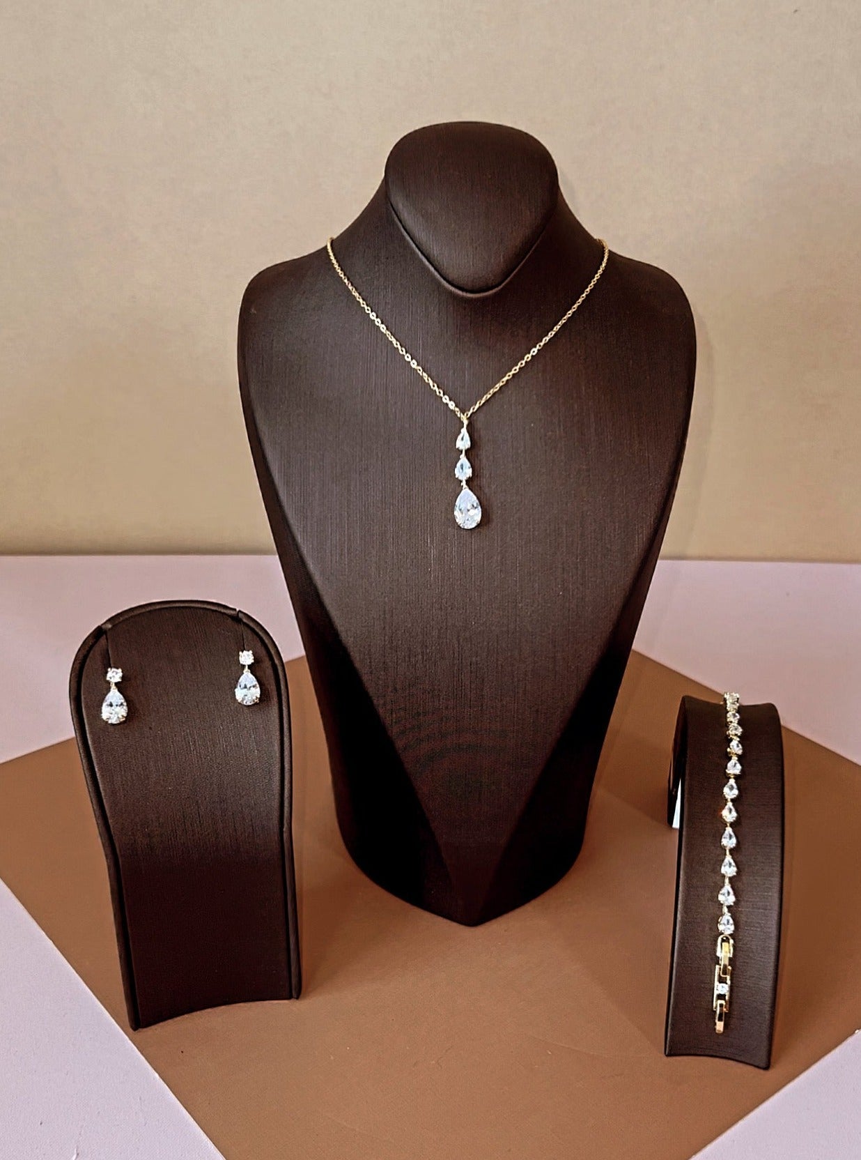 DALA Swarovski Jewelry Set with Necklace, Bracelet, Drop Earrings - SAMPLE SALE