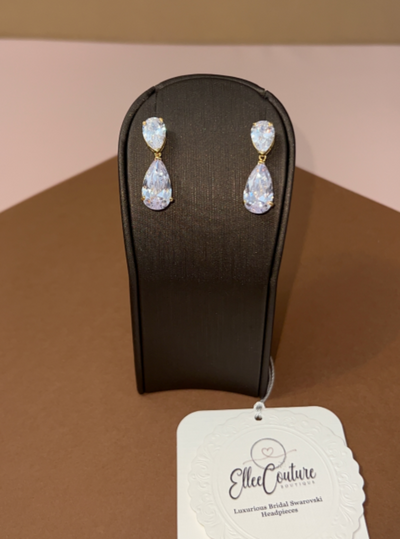 SOPHIA Drop Earrings