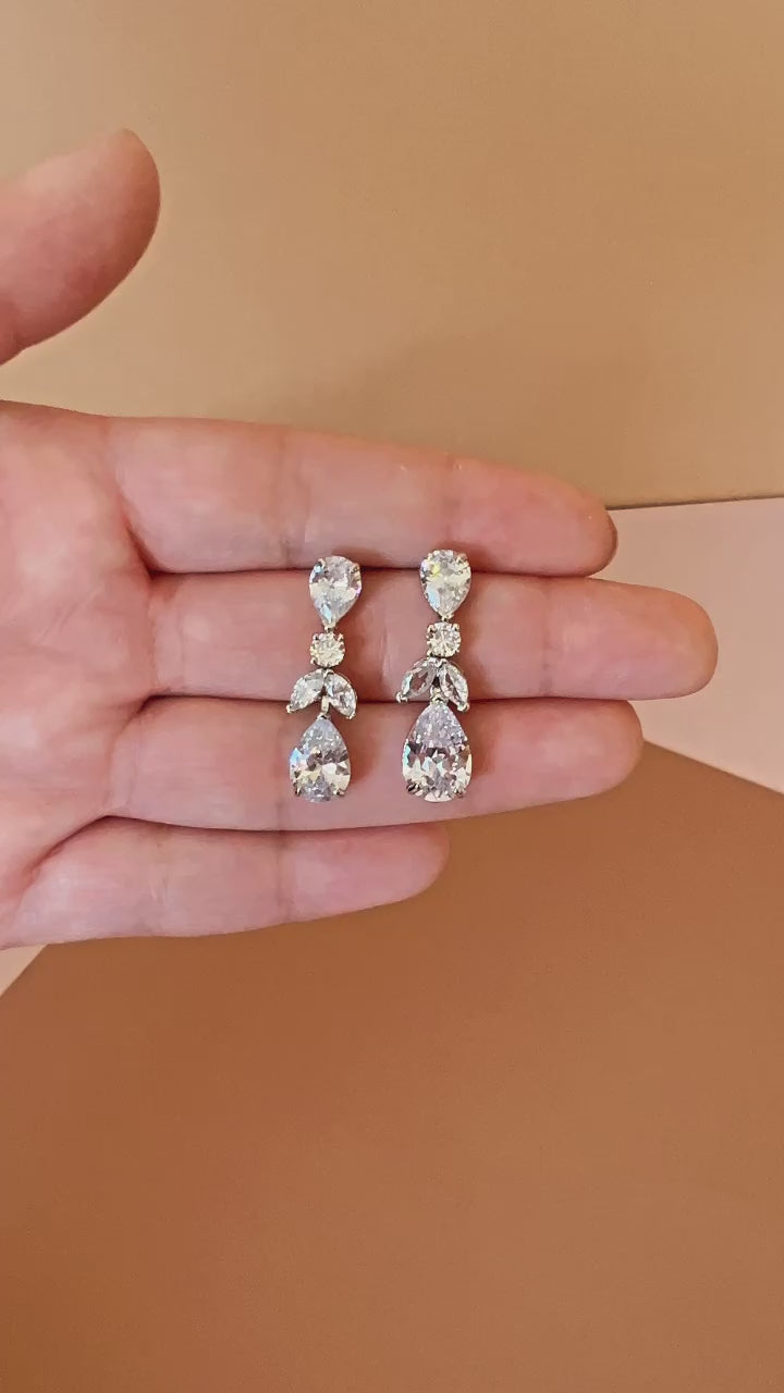 AURA Elegant Swarovski Earrings