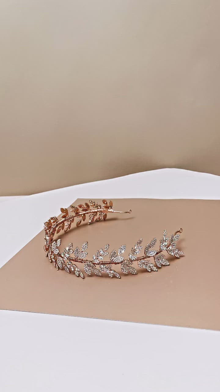 NICCI Luxurious Swarovski Bridal Headpiece