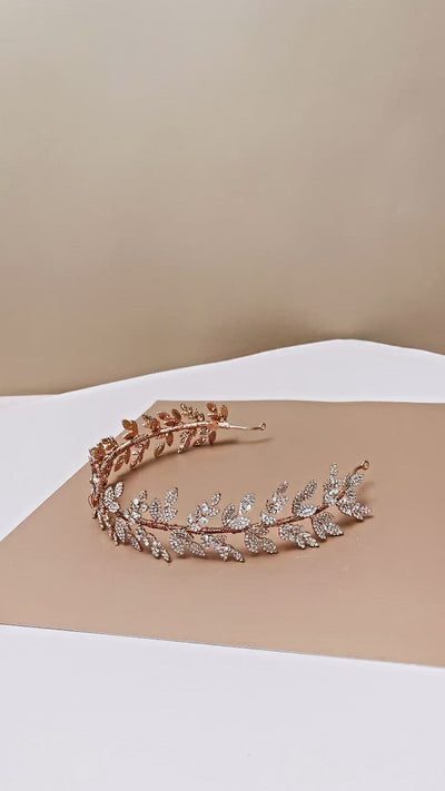 NICCI Luxurious Swarovski Bridal Headpiece