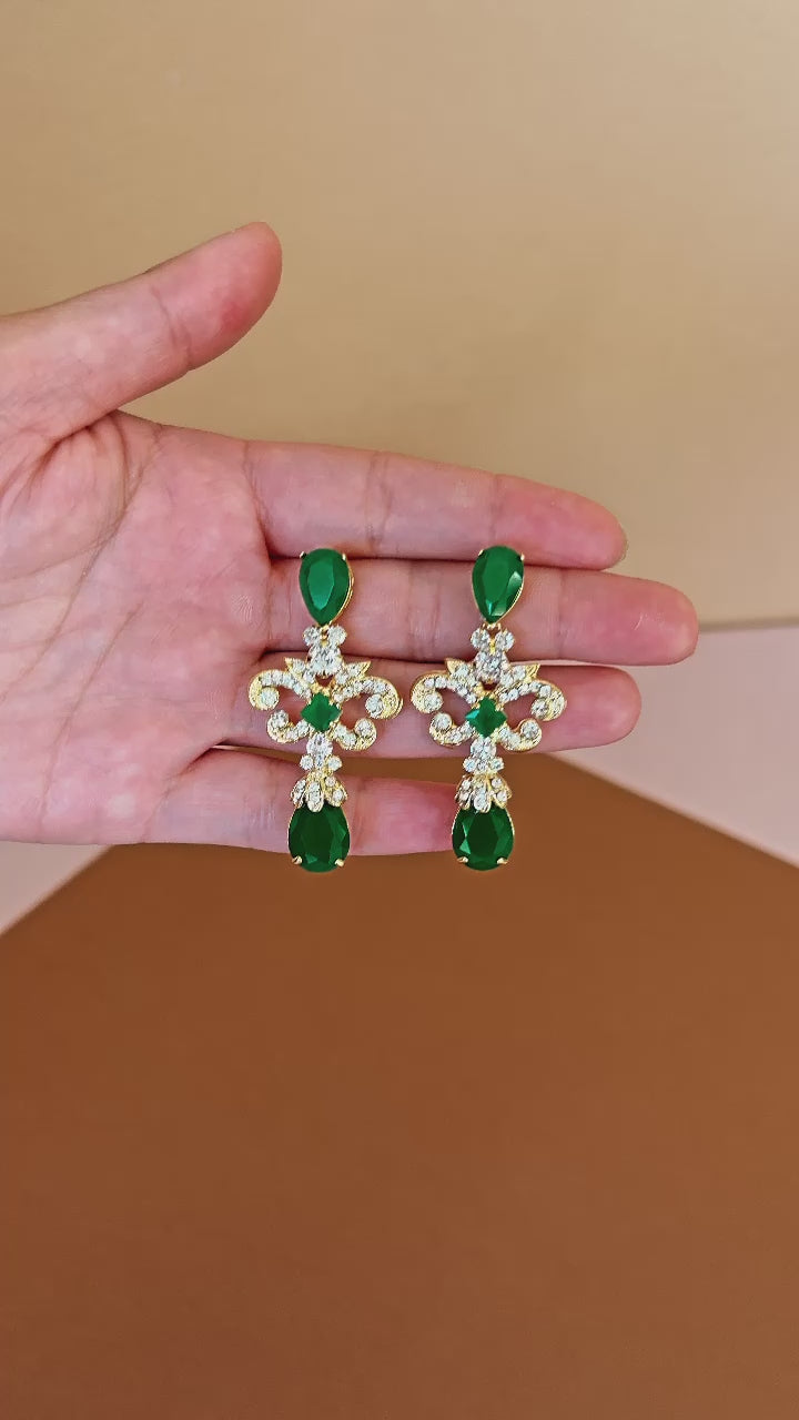 EMERALD Stunning Earrings with Green Swarovski Crystals