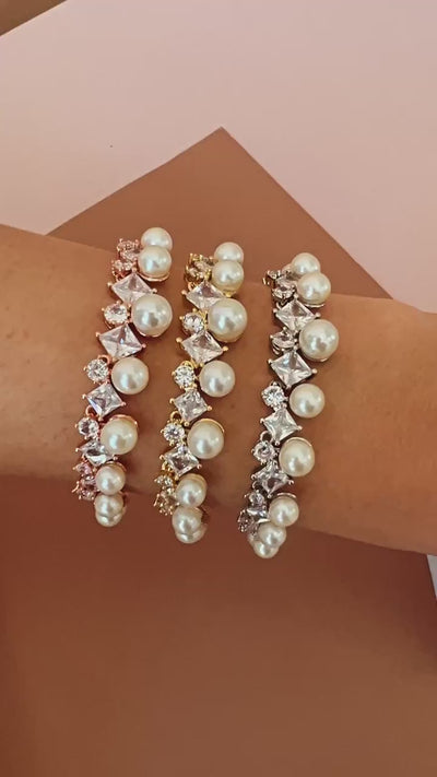 DARA Swarovski and Pearls Bracelet
