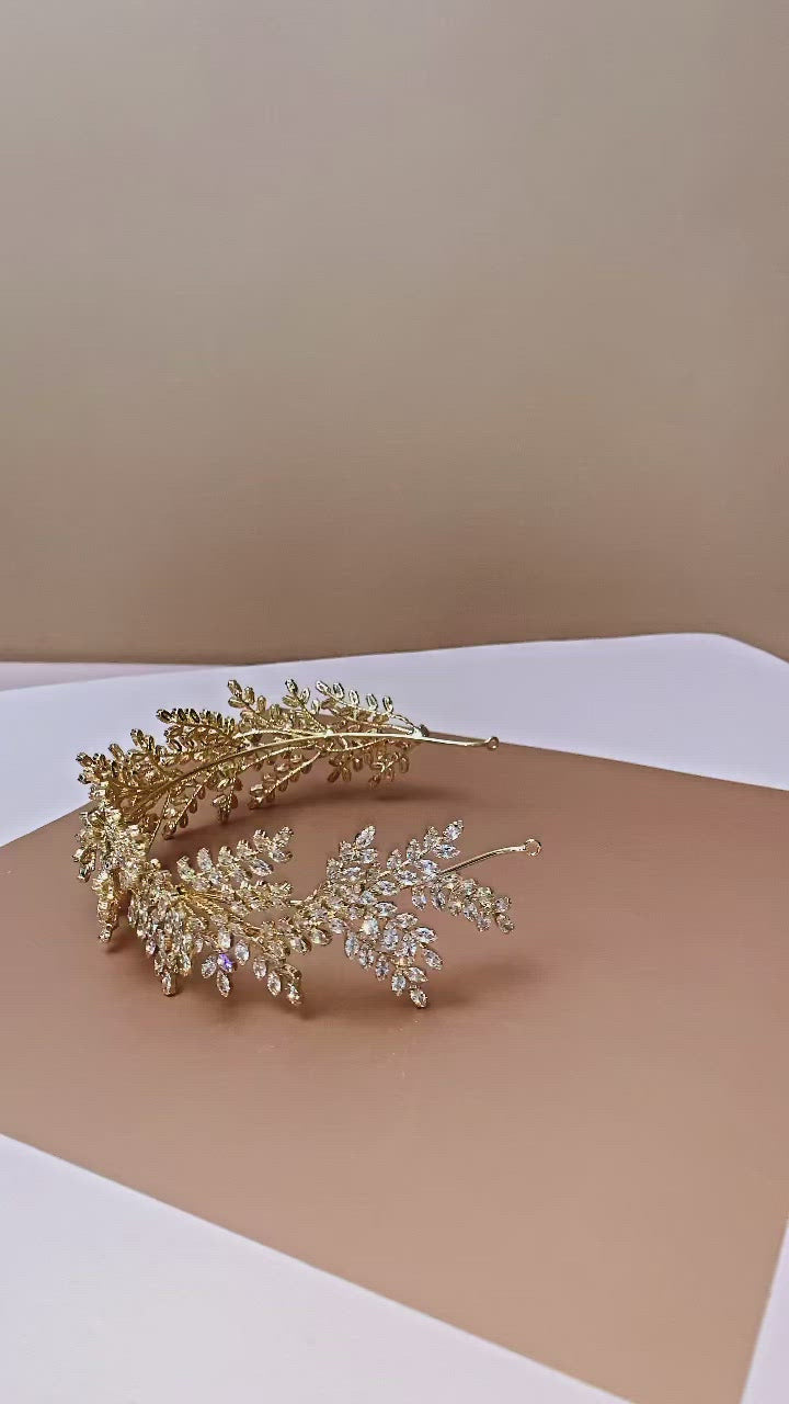 NORABEL Swarovski Stunning Bridal Headpiece
