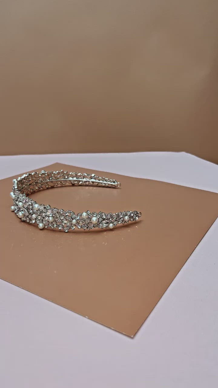NATALI-PEARLS Swarovski Stunning Bridal Headpiece