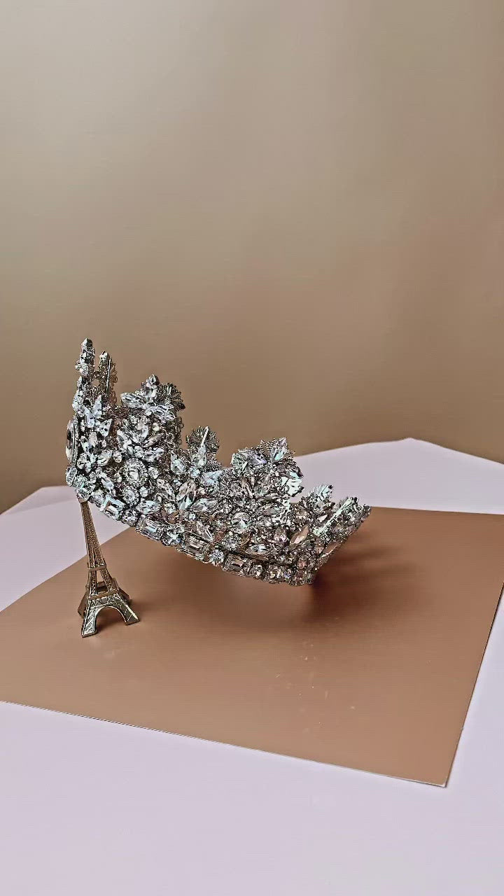 ROYAL LUXE Bridal Full Crown, Regular Crown with Brilliant Swarovski Crystals