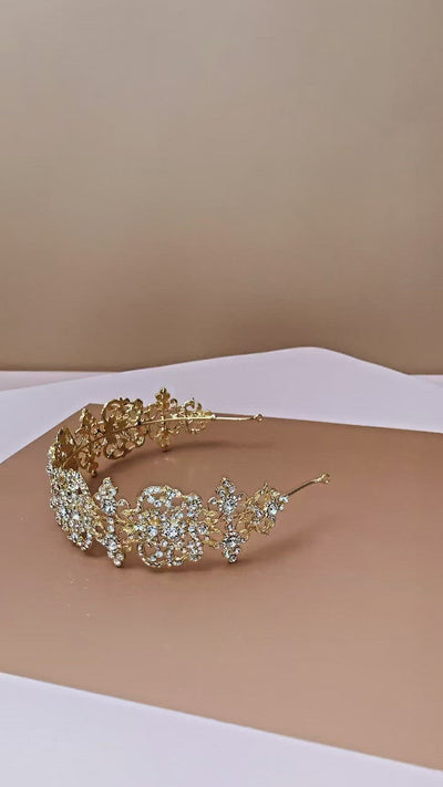 DELILAH Swarovski Lustrous Bridal Headpiece