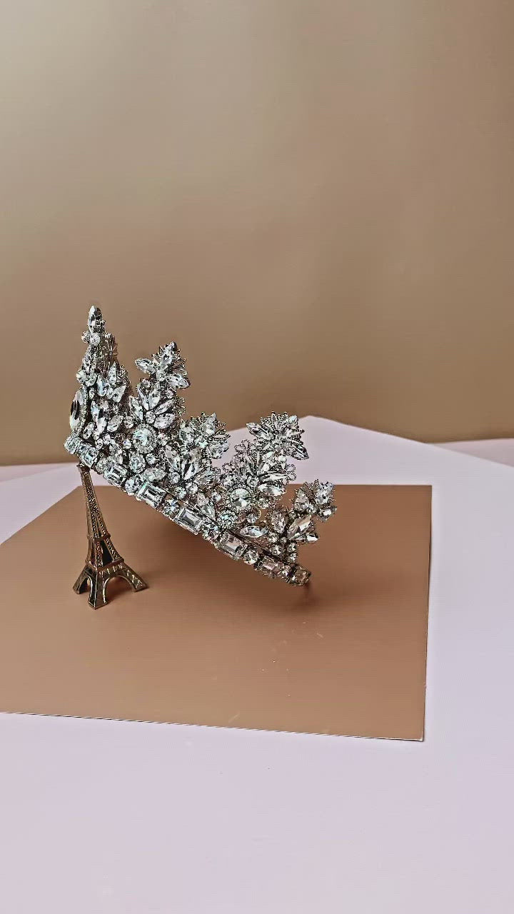 ROYAL LUXE Bridal Full Crown, Regular Crown with Brilliant Swarovski Crystals