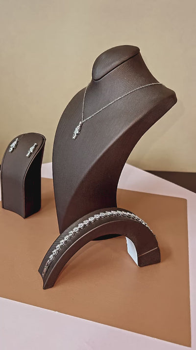 INGI Swarovski Jewelry Set with Necklace, Bracelet, Drop Earrings