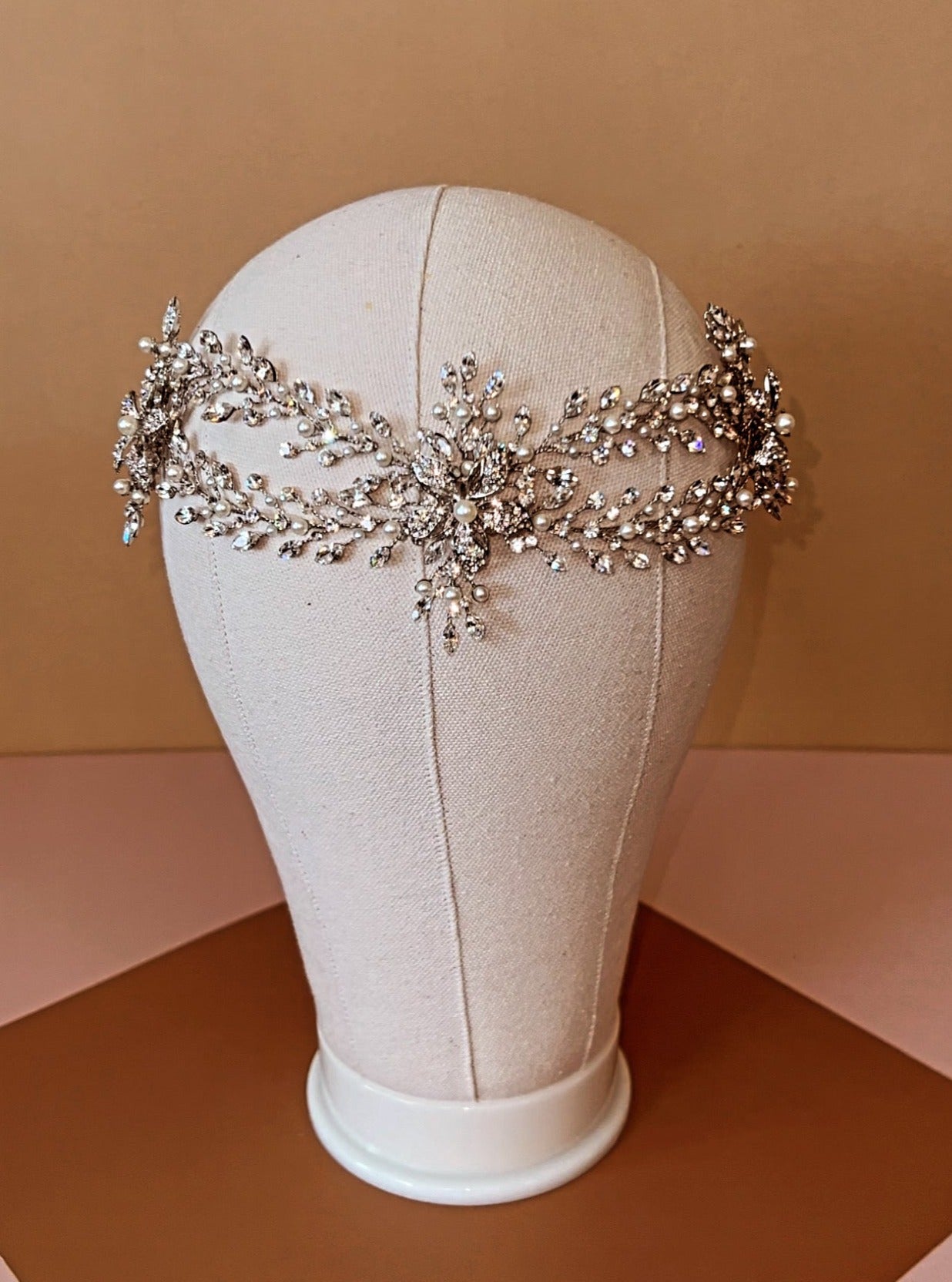 LEI Luxurious Swarovski Headpiece