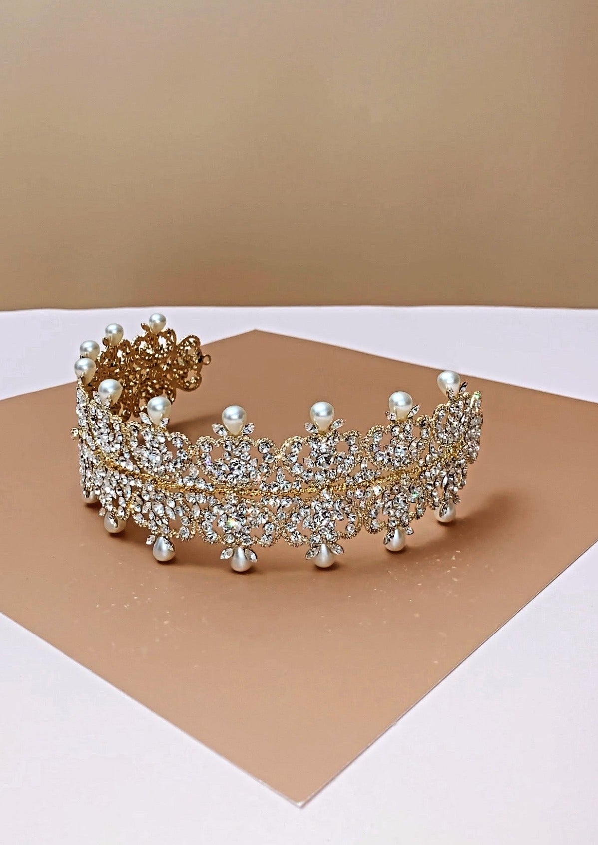 SAVANAH Wedding Headband with Luxurious Pearls, Swarovski Crystals