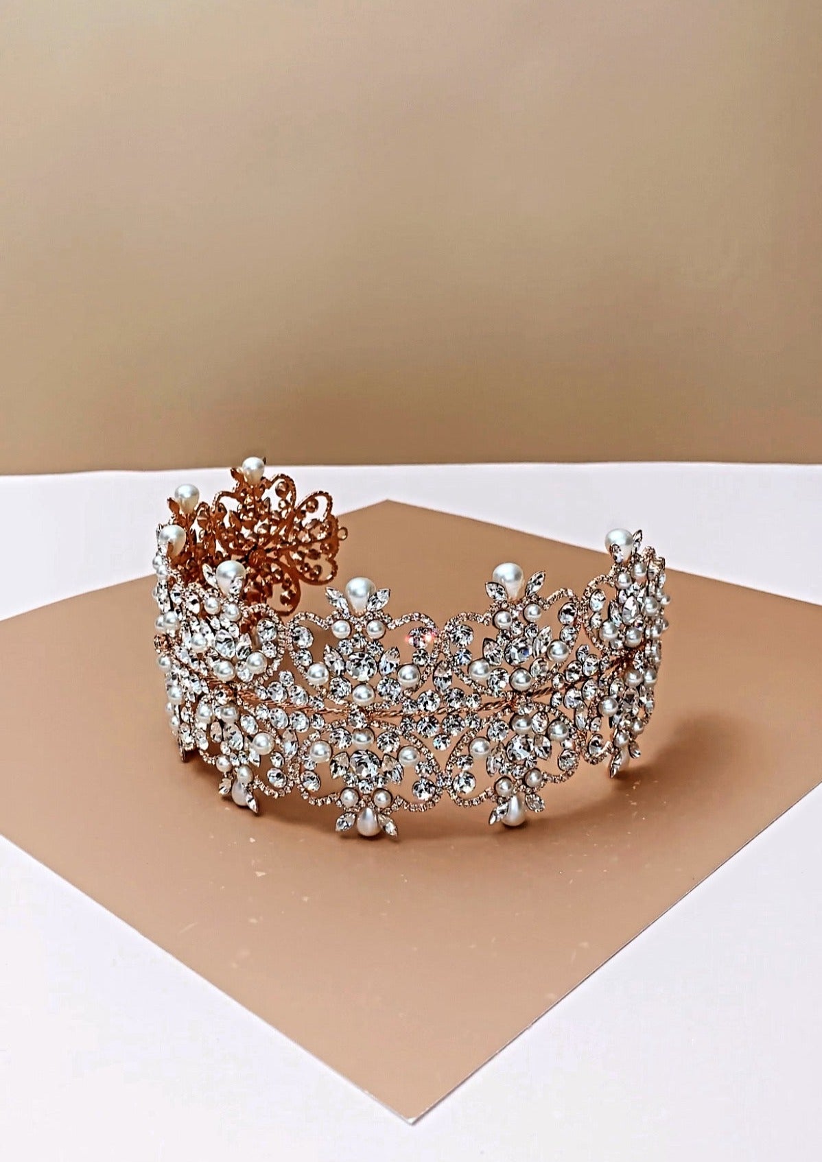 SAVANAH Wedding Headband with Luxurious Pearls, Swarovski Crystals