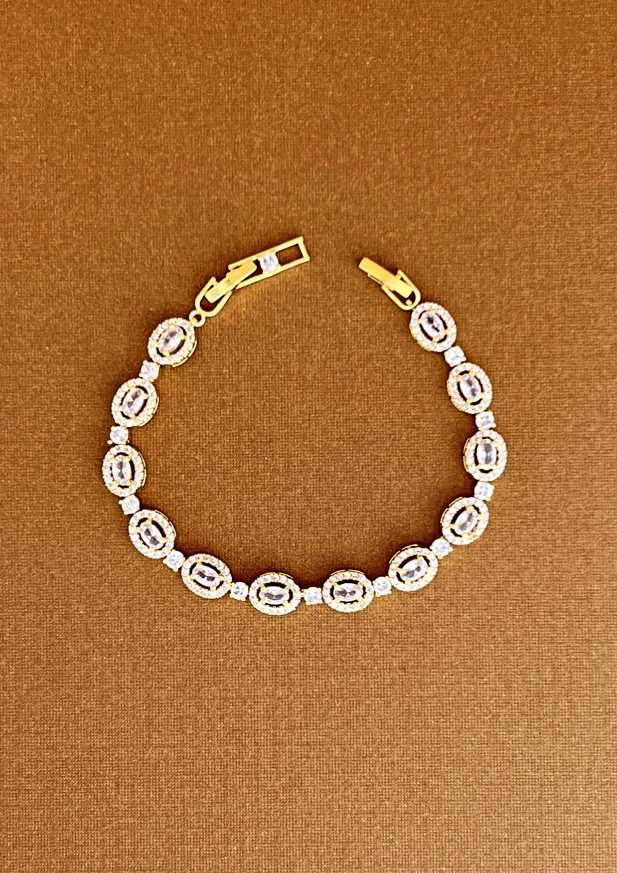 CHORLIZE Luxurious Swarovski Bracelet