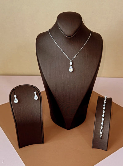 LILIT Swarovski Jewelry Set with Necklace, Bracelet, Drop Earrings