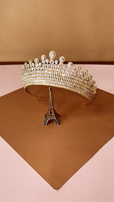 THE DUCHESS Royal Crown, Bridal Crown with Brilliant Swarovski Crystals