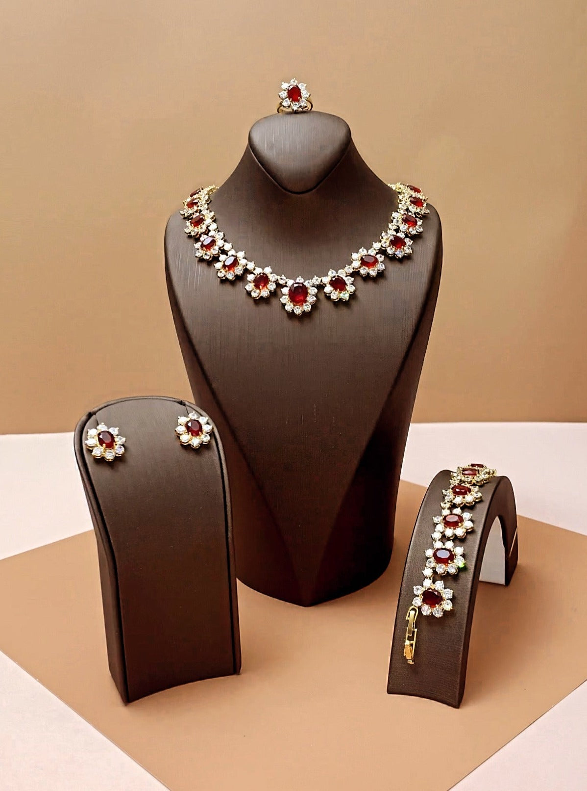 SWAROVSKI SIAM Jewelry Full Set with Necklace, Bracelet, Earrings and Ring