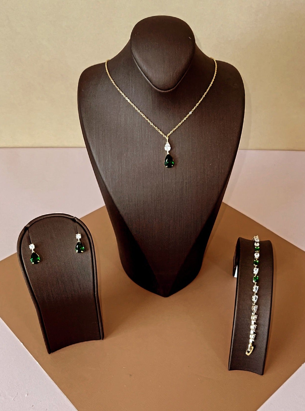LILIT-EMERALD Swarovski Jewelry Set with Necklace, Bracelet, Drop Earrings