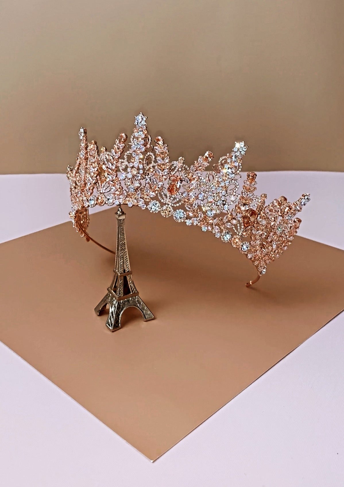 ティアラ9点お纏めページSWAROVSKI アクセサリー✩.*˚ ツリー Swarovski オーロラ ティアラ