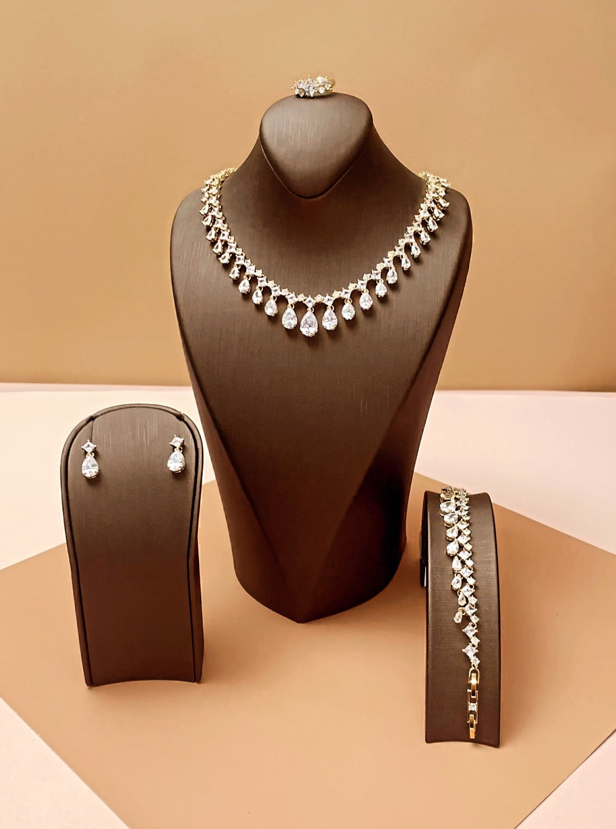 CASANDRA Jewelry Set with Necklace, Bracelet, Tear Drop Earrings and Ring