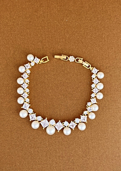 DARA Swarovski and Pearls Bracelet