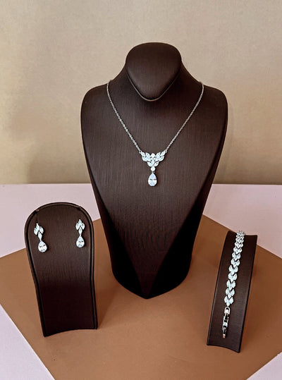 SIRA Swarovski Jewelry Set with Necklace, Bracelet, Drop Earrings